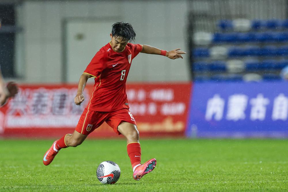 美职联身价更新：梅西再跌300万欧，当前身价1500万欧