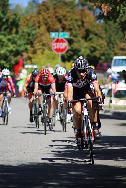 曼联对阵西汉姆联：阿莫林的换人争议与球队表现分析